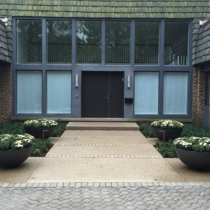 Glencoe Ravine Retreat – exposed aggregate front entry